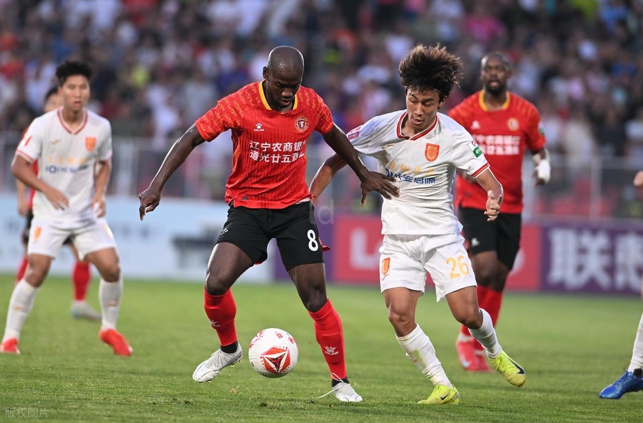 腾讯电竞-关于中超清晨再迎强敌，皇家社会造点机会，主帅态度——气氛紧张，更衣室氛围转暖的信息