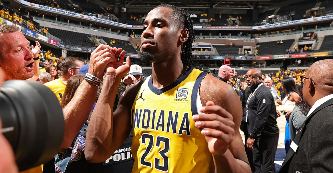 英雄联盟直播平台-印第安纳步行者迎NBA季后赛关键赛；今夜刷新队史纪录；话题不断；控场能力受关注的简单介绍